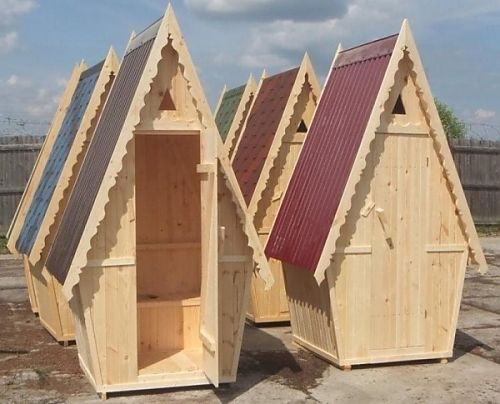 Какой деревянный туалет выбрать?
